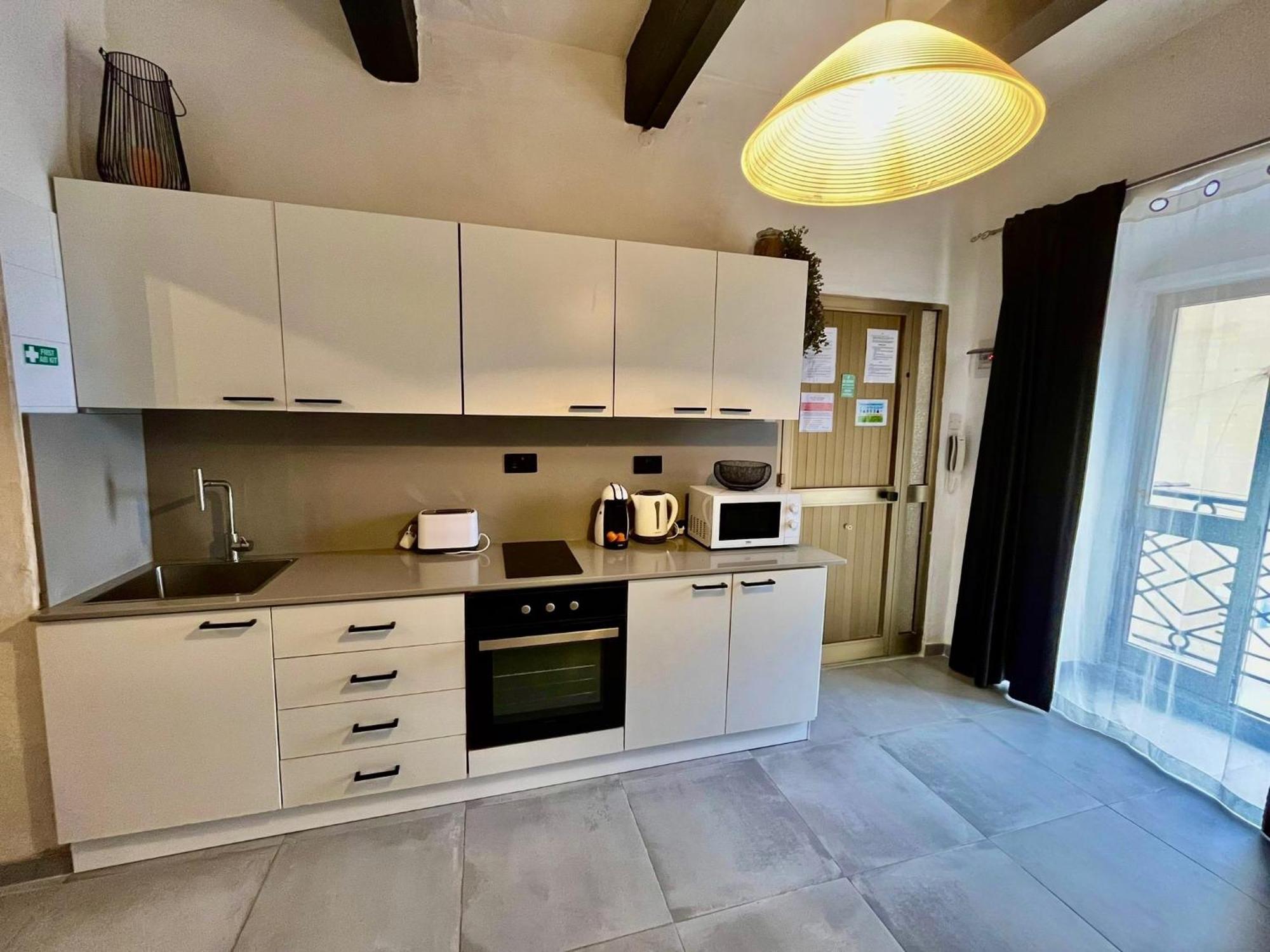 Cozy Flat. Swim Beach 2 Minutes Walk. The Old Valletta Mcri1-1 Ngoại thất bức ảnh