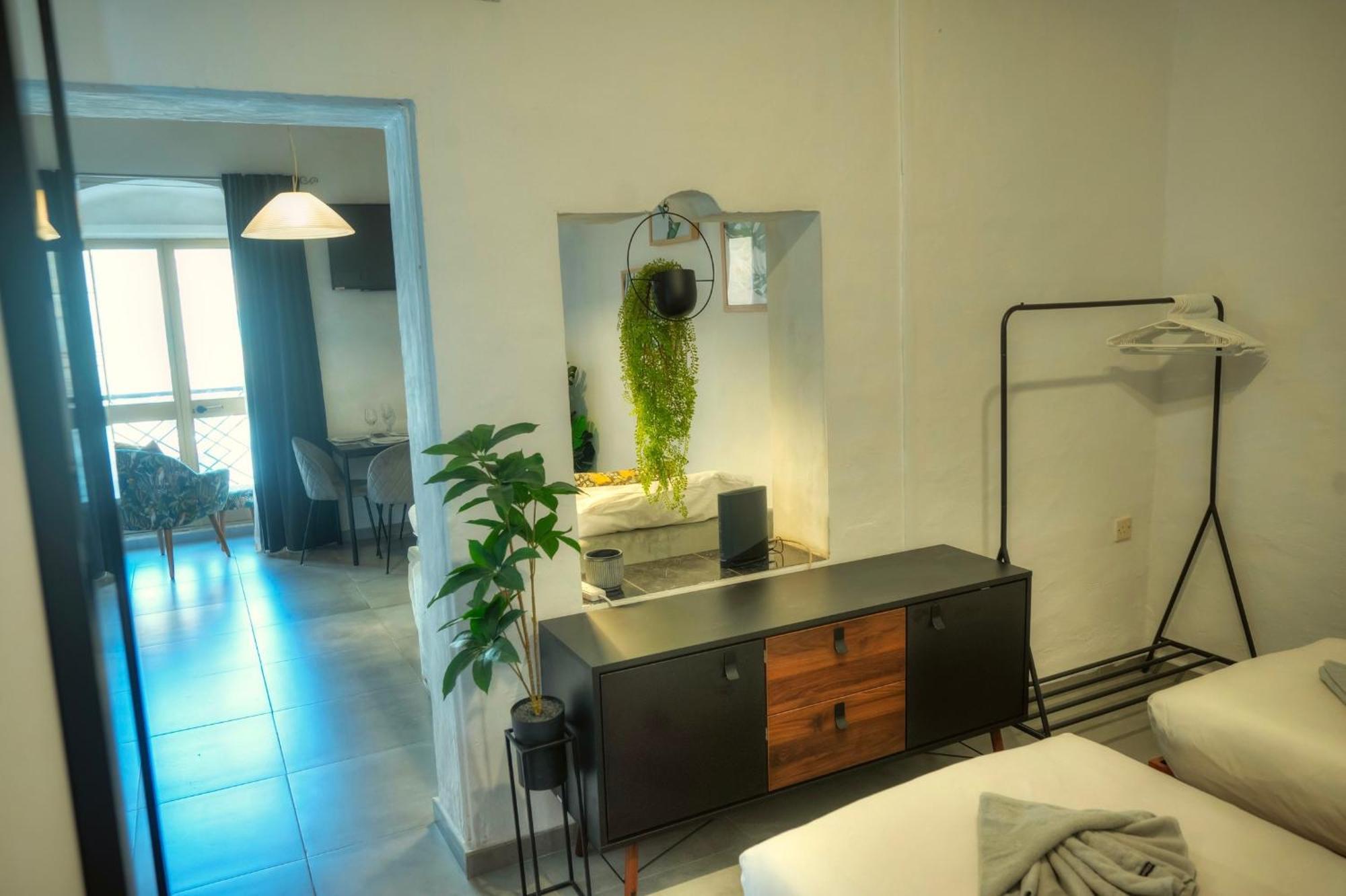 Cozy Flat. Swim Beach 2 Minutes Walk. The Old Valletta Mcri1-1 Ngoại thất bức ảnh