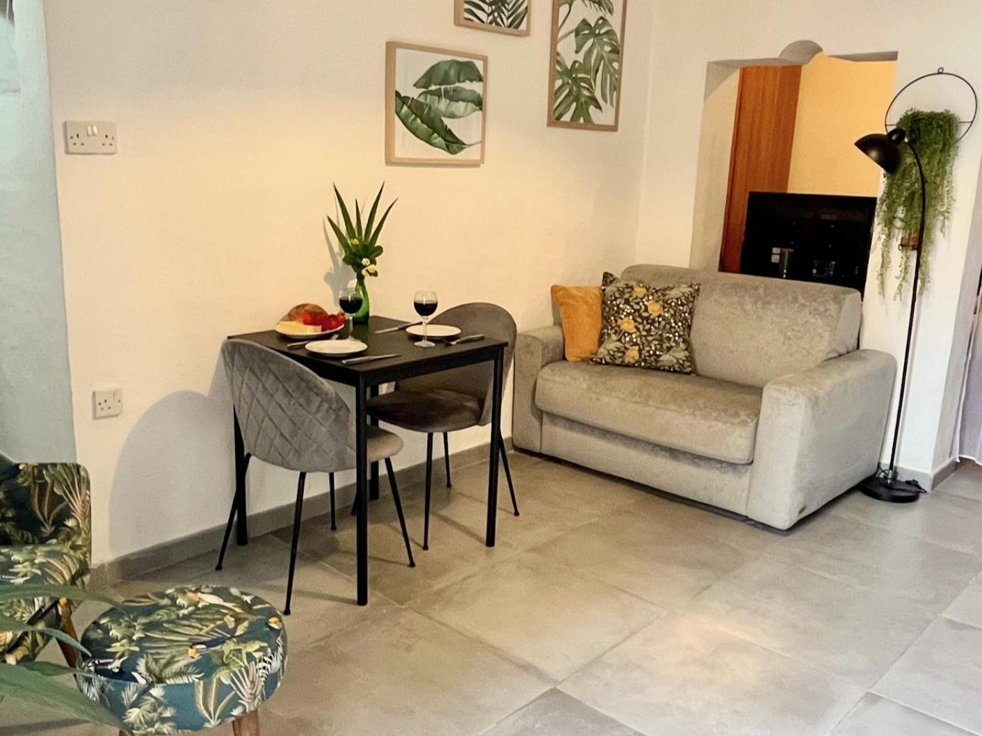 Cozy Flat. Swim Beach 2 Minutes Walk. The Old Valletta Mcri1-1 Ngoại thất bức ảnh